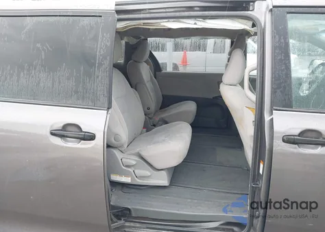 2015 Toyota Sienna из США, поврежденный, VIN 5TDZK3DC7FS547540